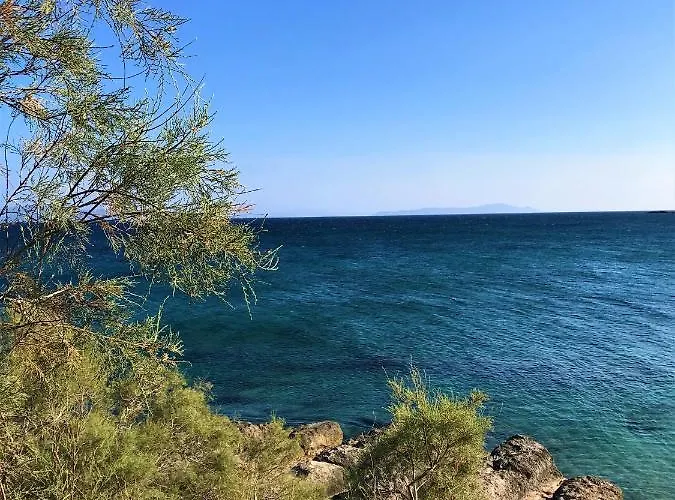 Cavos By The Sea * Drios