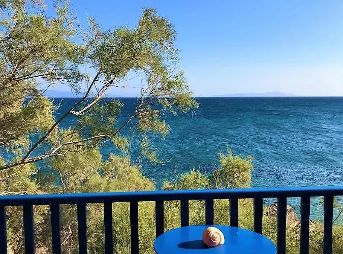 Cavos By The Sea * Drios